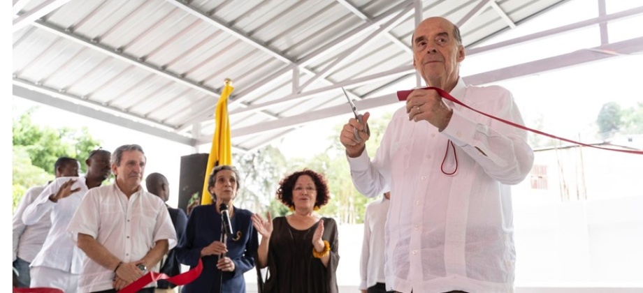 La apertura del consulado en Puerto Príncipe es el inicio de un nuevo capítulo de hermandad entre Colombia y Haití, dijo el canciller Leyva